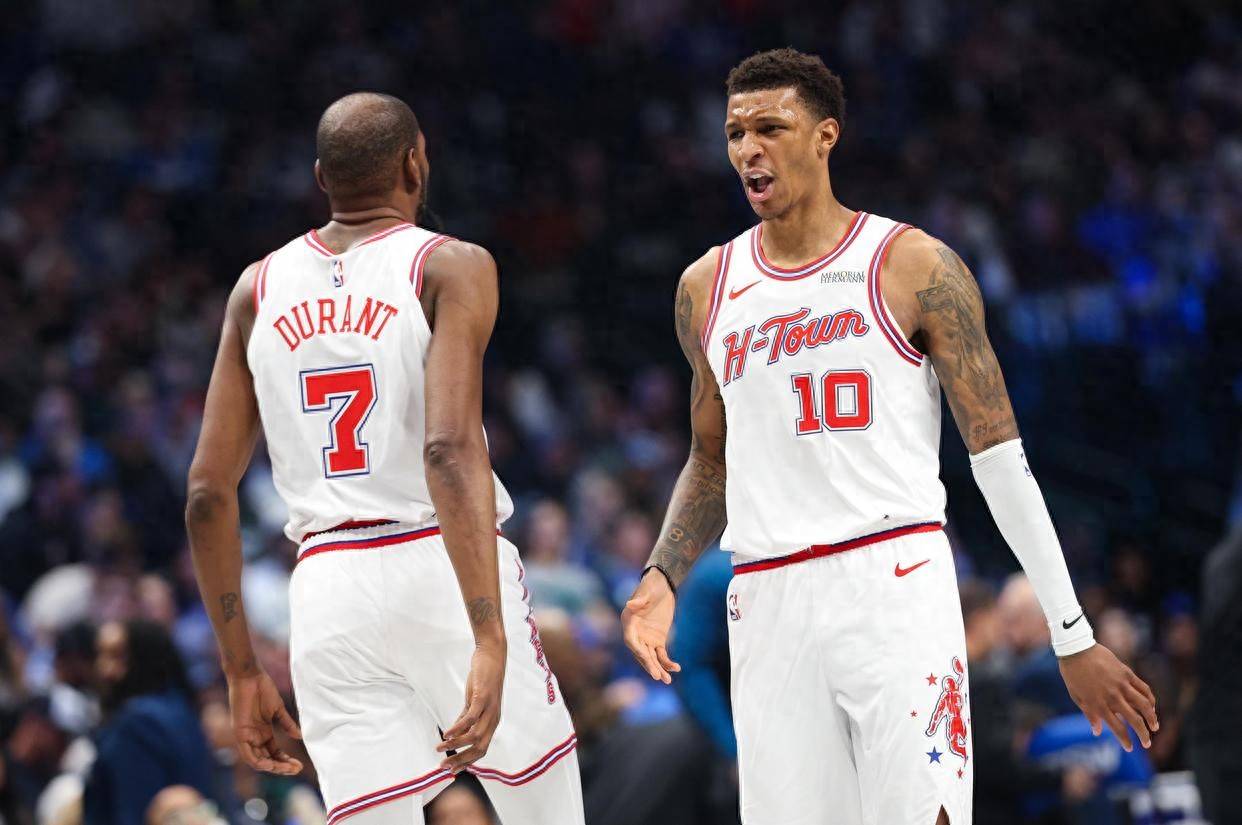 关于刚刚！关键时刻多伦多猛龙备战德甲萨克拉门托国王今夜复出首秀，休斯敦火箭迎来里程碑备战意大利杯的信息