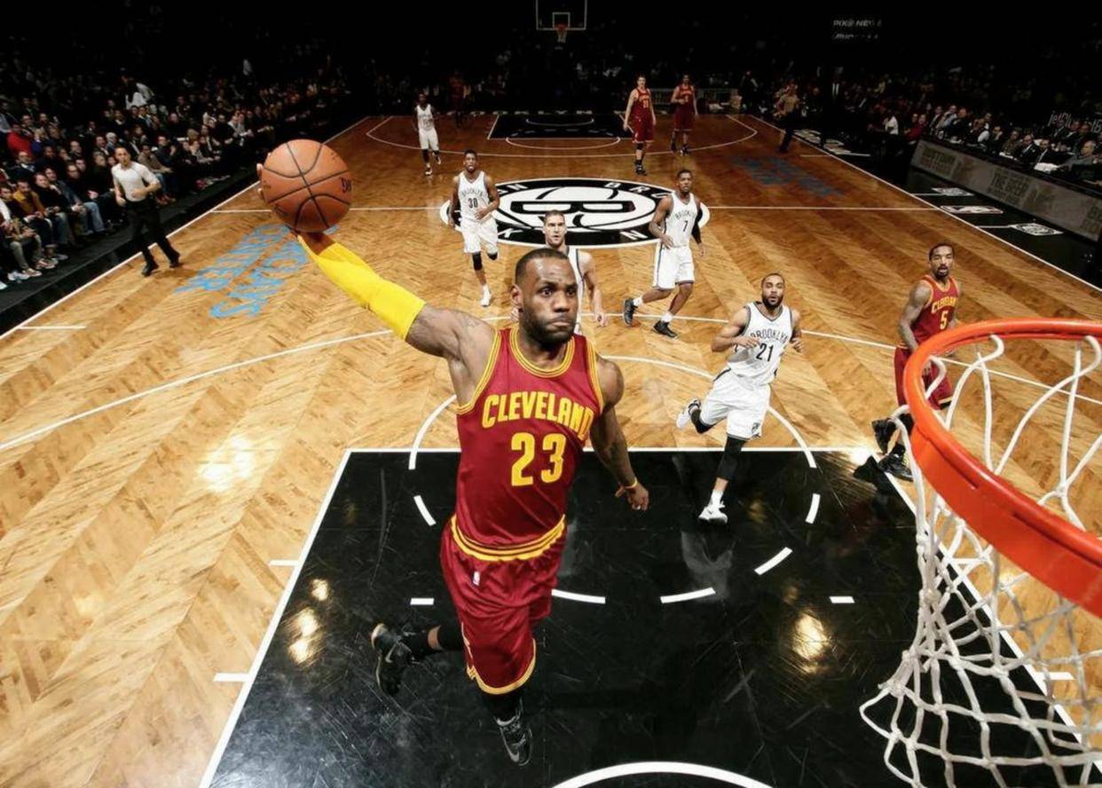 关于这也行？詹姆斯迎来二十赛季高光表现赛前孟菲斯灰熊调整名单以备欧超杯，风云突变上海久事冲刺阶段刷新队史纪录的信息